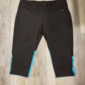Danskin athletic capris